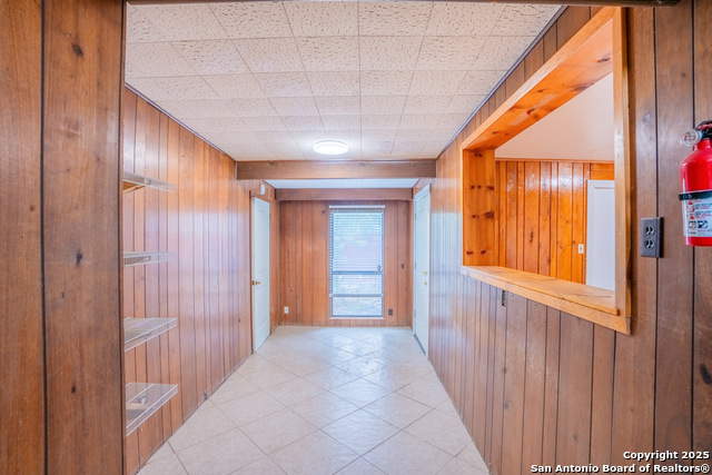 Listing photo id 12 for 146 Marlena  