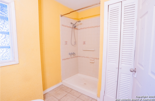 Listing photo id 16 for 146 Marlena  