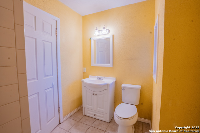 Listing photo id 17 for 146 Marlena  