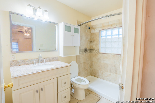 Listing photo id 24 for 146 Marlena  