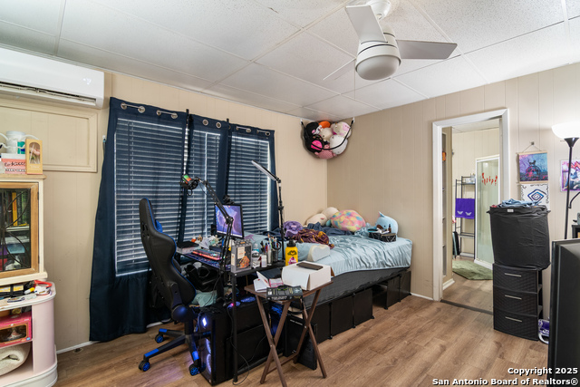 Image 7 of 19 For 814 Magnolia W