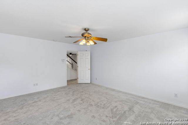 Listing photo id 11 for 6918 Cutting N