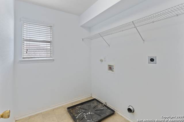 Listing photo id 28 for 6918 Cutting N