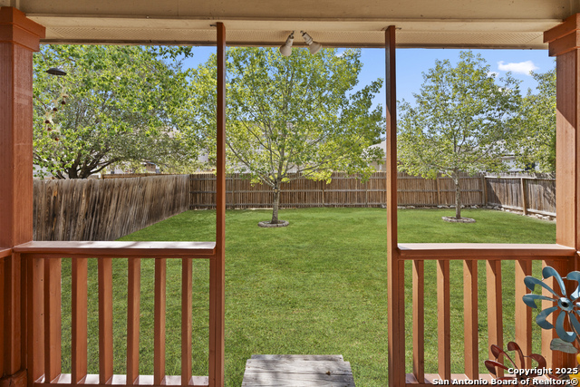 Listing photo id 35 for 6918 Cutting N