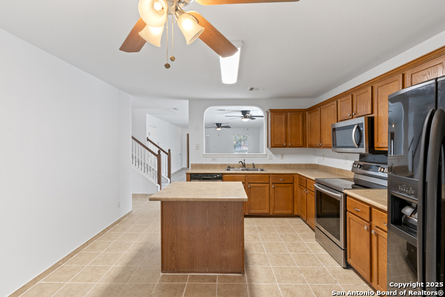 Listing photo id 7 for 6918 Cutting N