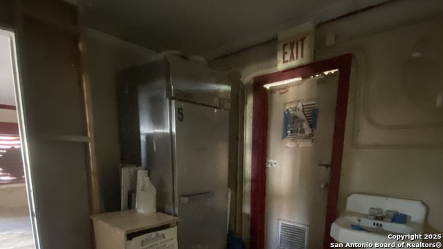 Image 6 of 9 For 1401 19th Sw