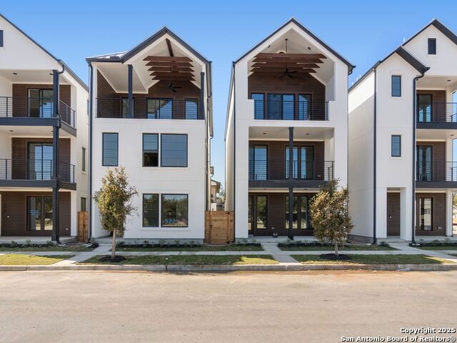 Image 2 of 39 For 546 Mcmonigal Place