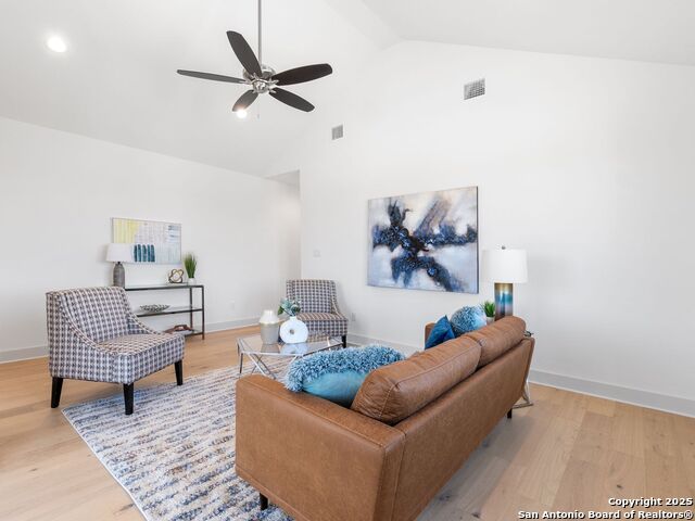 Image 28 of 39 For 546 Mcmonigal Place