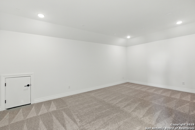 Image 16 of 17 For 12465 Nazareth