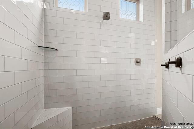 Listing photo id 16 for 1164 Waddie  