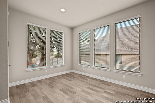 Listing photo id 26 for 1164 Waddie  