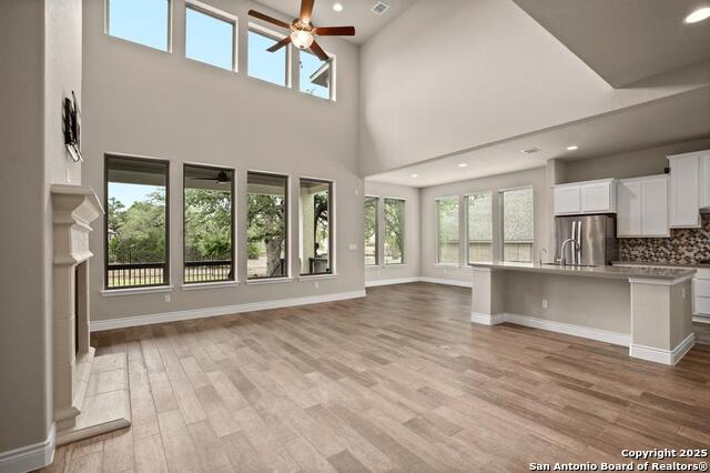 Listing photo id 2 for 1164 Waddie  