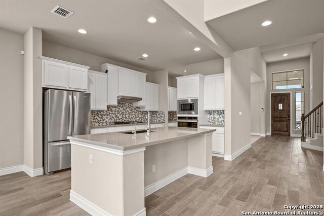 Listing photo id 4 for 1164 Waddie  