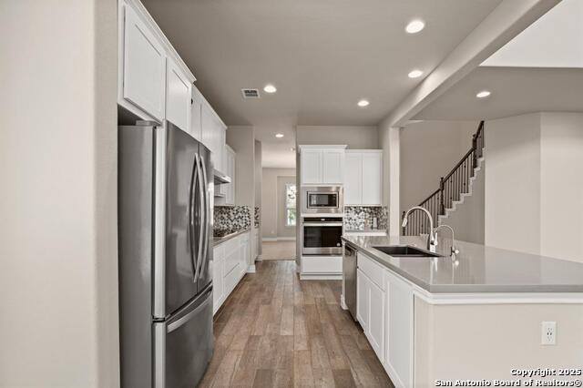 Listing photo id 5 for 1164 Waddie  