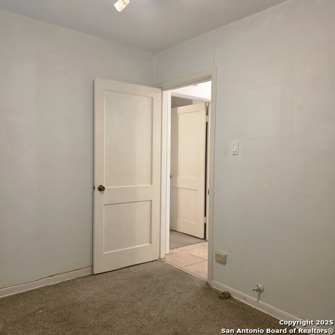 Image 13 of 29 For 3627 Poplar W