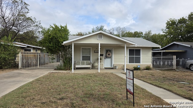 Image 2 of 29 For 3627 Poplar W