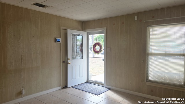 Image 3 of 29 For 3627 Poplar W