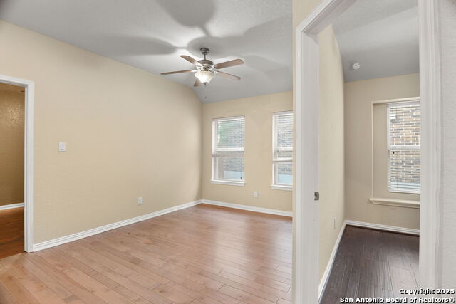 Listing photo id 12 for 14528 Prairie Pass