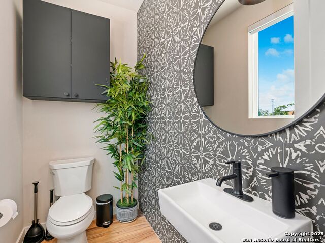 Image 14 of 34 For 1208 Academy Ave N 3201