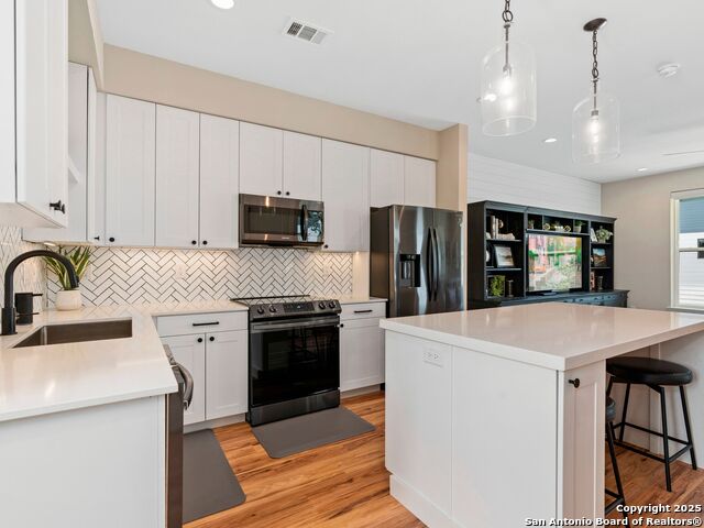 Image 23 of 34 For 1208 Academy Ave N 3201