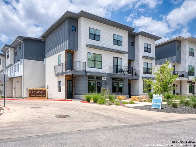 Image 27 of 34 For 1208 Academy Ave N 3201