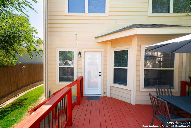 Image 20 of 29 For 13137 Brook Arbor