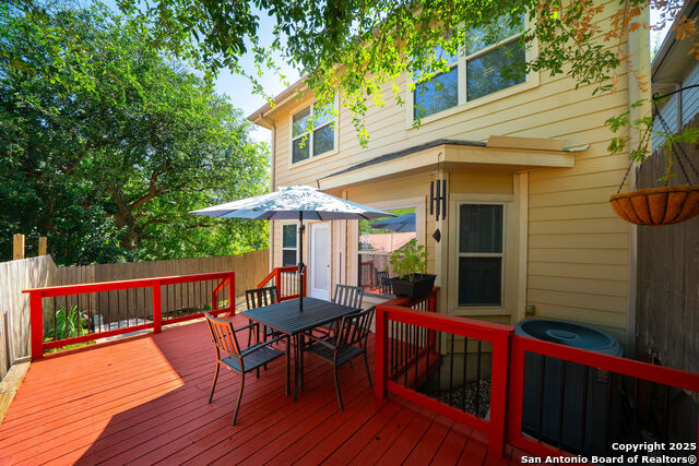 Image 21 of 29 For 13137 Brook Arbor