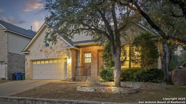 Listing photo id 0 for 1231 Walkers Way