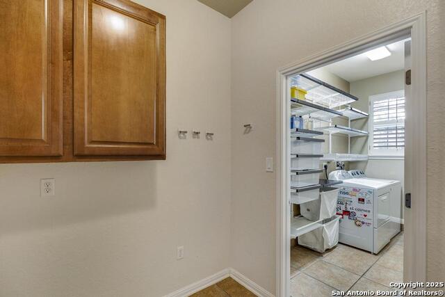 Listing photo id 21 for 1231 Walkers Way