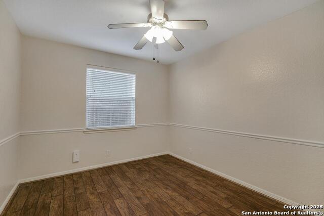 Listing photo id 22 for 1231 Walkers Way