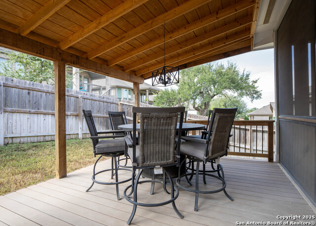 Listing photo id 9 for 28417 Shailene