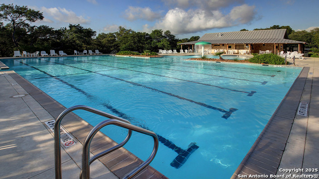 Listing photo id 19 for 28417 Shailene