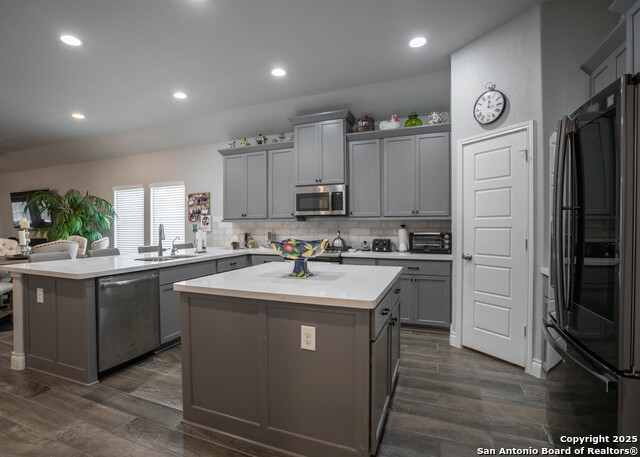 Listing photo id 4 for 28417 Shailene