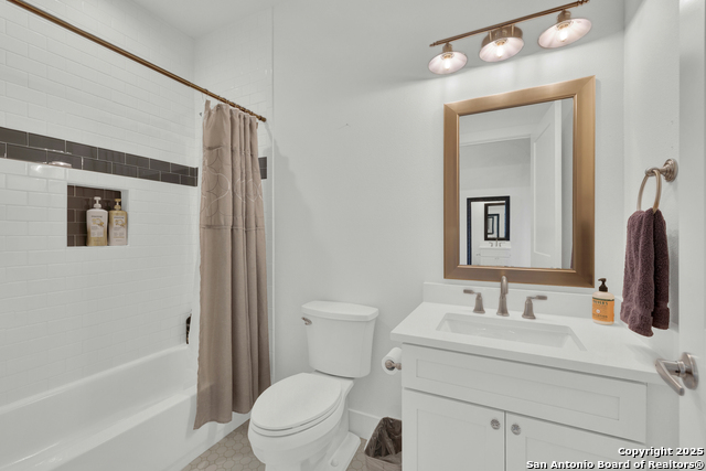 Image 22 of 38 For 232 Freedom  