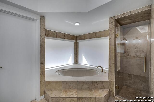 Image 29 of 35 For 212 La Rue Ann