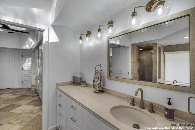 Image 30 of 35 For 212 La Rue Ann