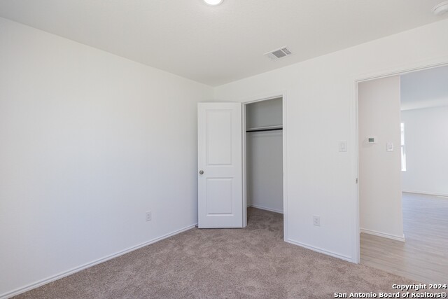 Image 22 of 29 For 1631 Knoll Ridge