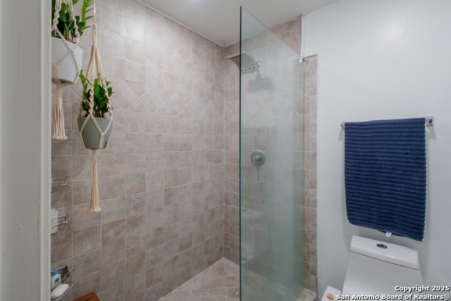 Image 11 of 30 For 11214 Blue Waters