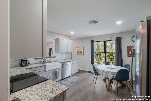 Image 18 of 30 For 11214 Blue Waters