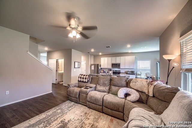 Listing photo id 10 for 2011 Fishing Stone