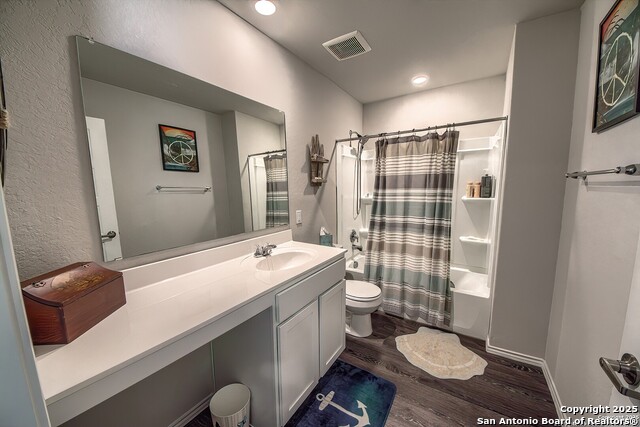 Listing photo id 23 for 2011 Fishing Stone