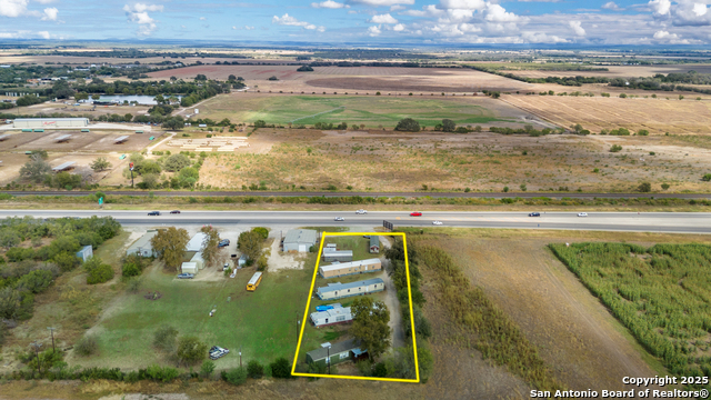 Listing photo id 0 for 701 19th  