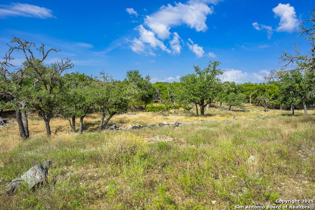 Listing photo id 21 for 1341 Thrill Hill Rd