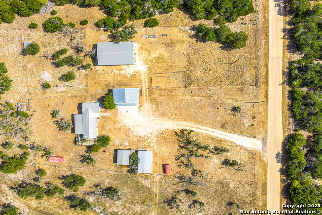 Listing photo id 22 for 1341 Thrill Hill Rd