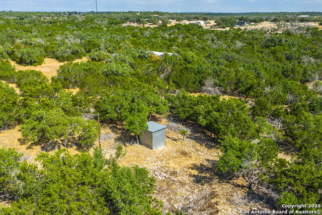 Listing photo id 25 for 1341 Thrill Hill Rd