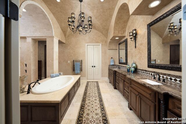 Listing photo id 26 for 631 Menger Springs