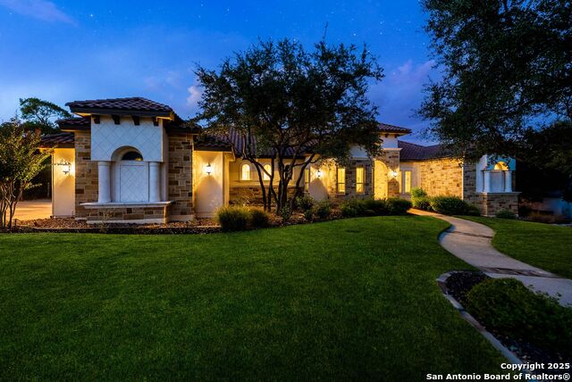 Listing photo id 44 for 631 Menger Springs