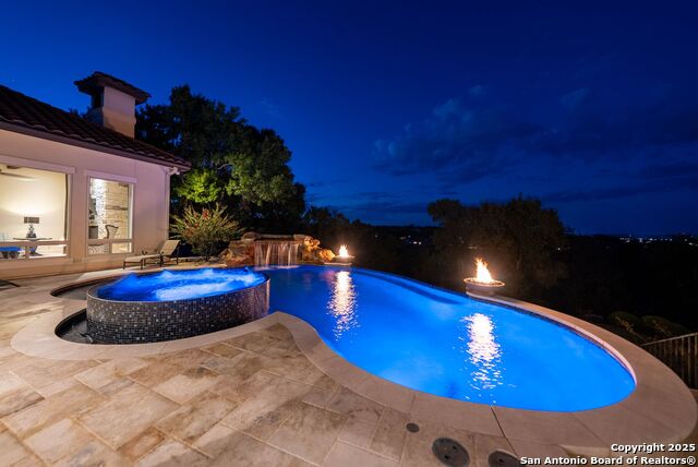 Listing photo id 51 for 631 Menger Springs