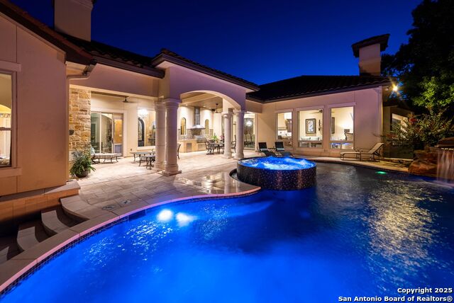 Listing photo id 52 for 631 Menger Springs