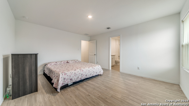 Image 13 of 19 For 8107 Nube Medina